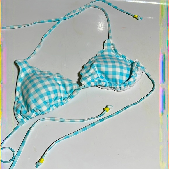 Blue bikini. - Picture 3 of 5